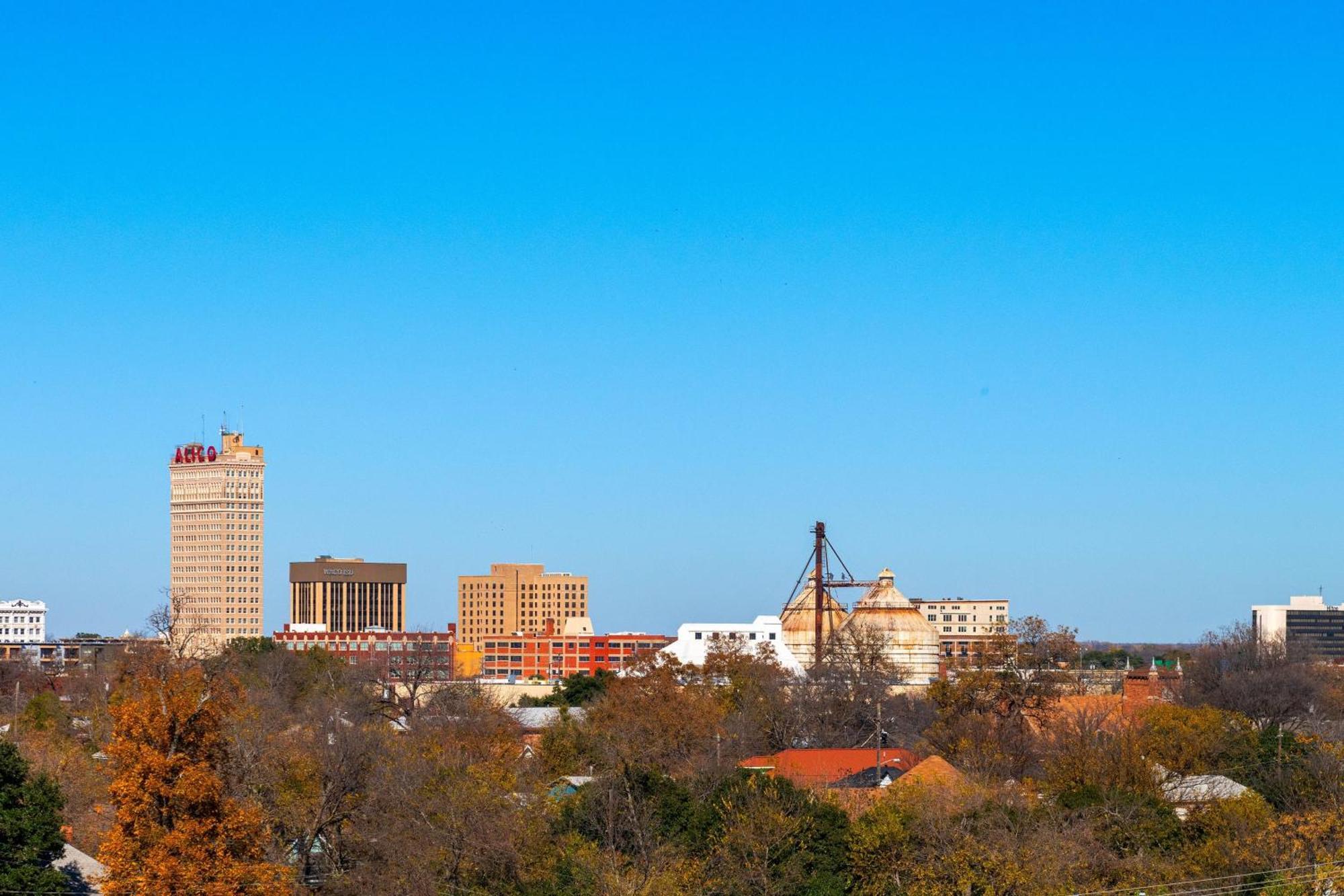 Aloft Waco Downtown Ξενοδοχείο Εξωτερικό φωτογραφία